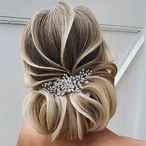 Formation Chignon signature : créations haute couture
