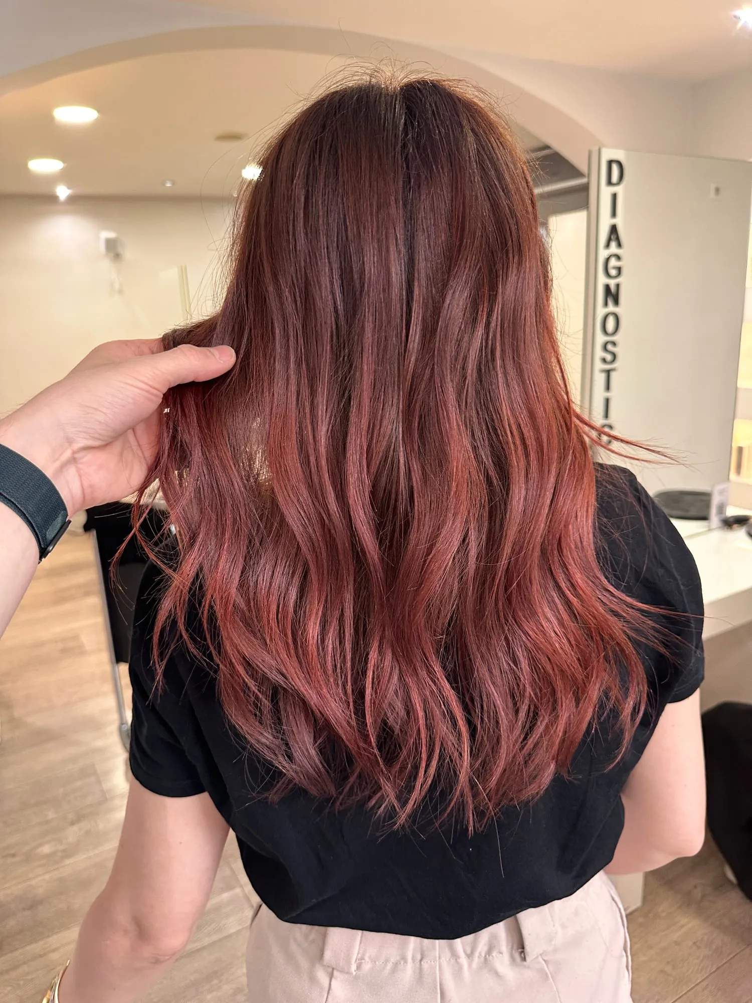 Longueurs rouge cuivré intense, vues de dos